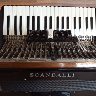 Akordeon (harmonika, heligonka) Scandalli 96, jako NOVÝ