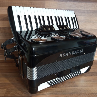 Akordeon (harmonika, heligonka) Scandalli 96, jako NOVÝ