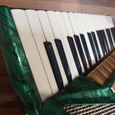 Akordeon (harmonika, heligonka) Delicia Melodia 80