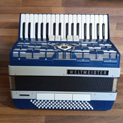 Akordeon (harmonika, heligonka) Weltmeister 80