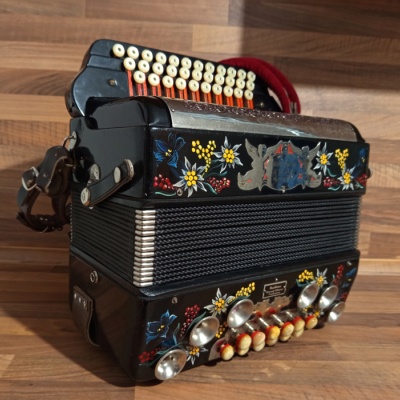 Heligonka (harmonika,akordeon) Novak G-C-F