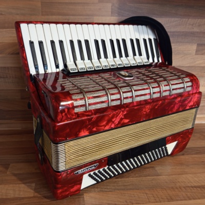 Akordeon (harmonika, heligonka) Weltmeister 