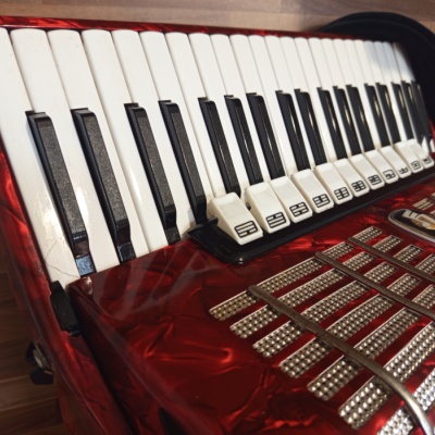 Akordeon (harmonika, heligonka) Weltmeister 