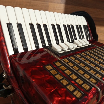 Akordeon (harmonika, heligonka) Delicia Arnaldo