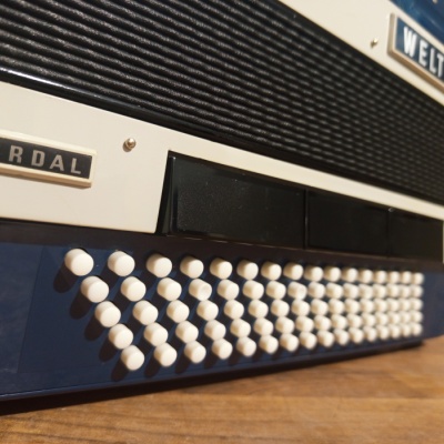 Akordeon (harmonika, heligonka) Weltmeister Cordal 80