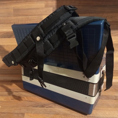 Akordeon (harmonika, heligonka) Weltmeister Cordal 80