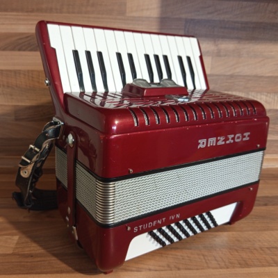 Akordeon (harmonika,heligonka) Hohner