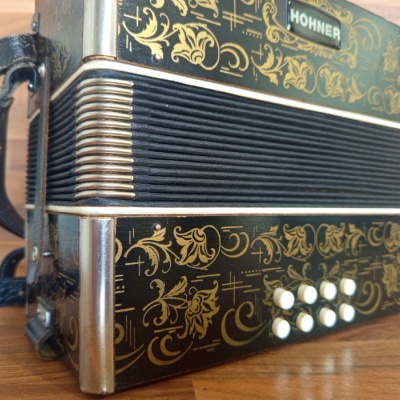 Heligonka (harmonika,akordeon) Hohner, H-C