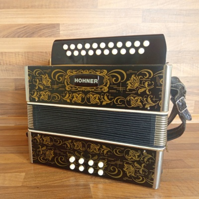 Heligonka (harmonika,akordeon) Hohner, H-C