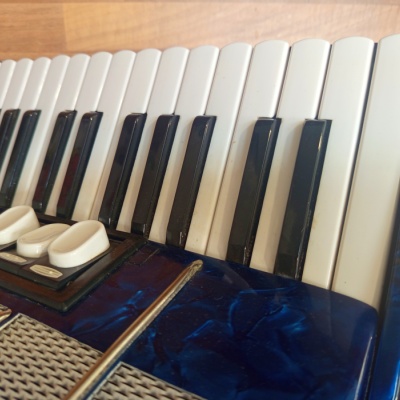 Akordeon (harmonika, heligonka) Delicia Junior 60 basů