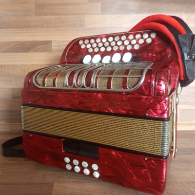 Heligonka (harmonika,akordeon) Hohner, C-F