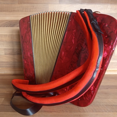 Heligonka (harmonika,akordeon) Hohner, C-F