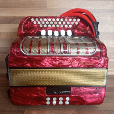 Heligonka (harmonika,akordeon) Hohner, C-F