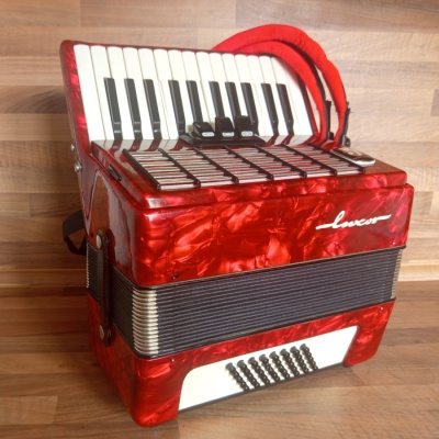 Akordeon (harmonika, heligonka) Weltmeister, TOP stav
