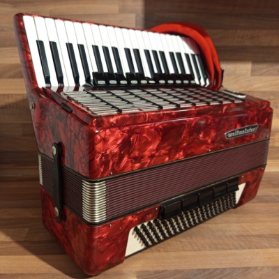 Akordeon (harmonika, heligonka) Weltmeister