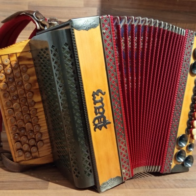 Heligonka (harmonika,akordeon) Parz, jako NOVÁ