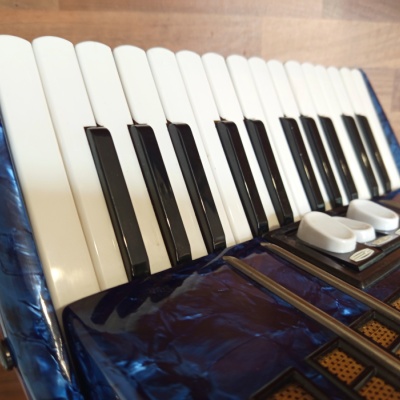 Akordeon (harmonika, heligonka) Delicia Junior, jak NOVÝ