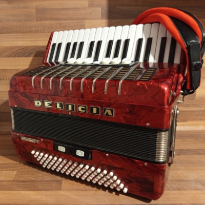 Akordeon (harmonika, heligonka) Delicia Arnaldo