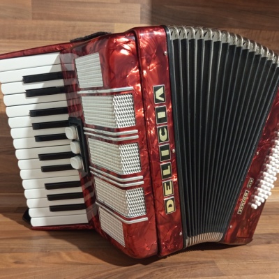 Akordeon (harmonika, heligonka) Delicia Junior,jak NOVÝ