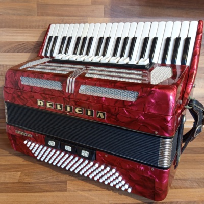 Akordeon (harmonika, heligonka) Delicia Choral